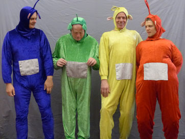 Schools Out Verkleidung in Hamburg Schools Out Verkleidung in Hamburg